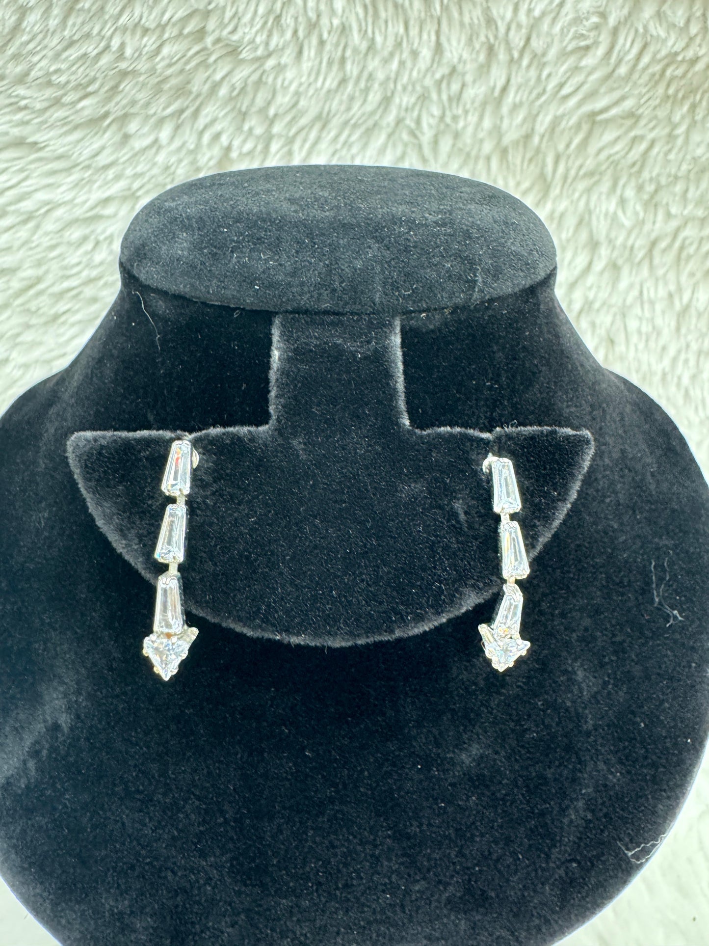 "Silver Crystal Layered Necklace Set" Product Code - 6051