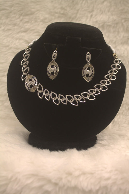 "White Stone Necklace & Earring Set" Product code - 6349