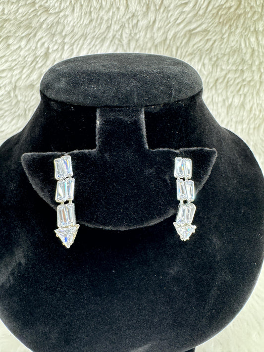 "Silver Crystal Necklace & Drop Earring Set" Product code - 6044