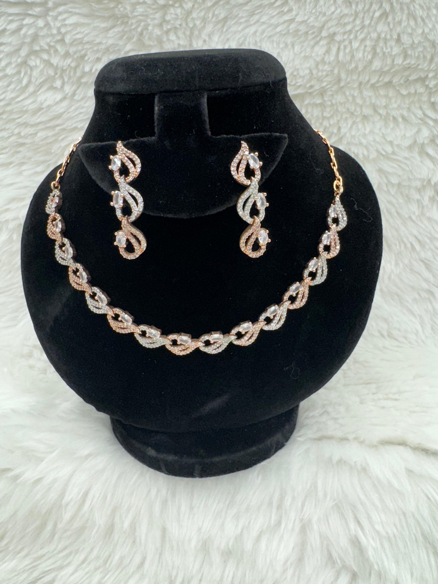"Elegant Rose Gold Crystal Link Necklace Set" Product code- 6040