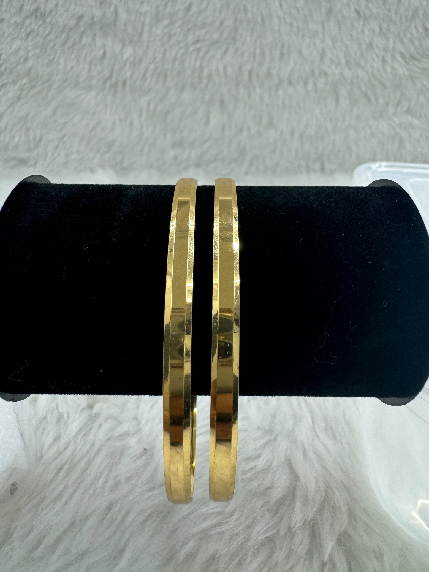 "Antique Gold-Plated Bangle Set" Product code - 6683