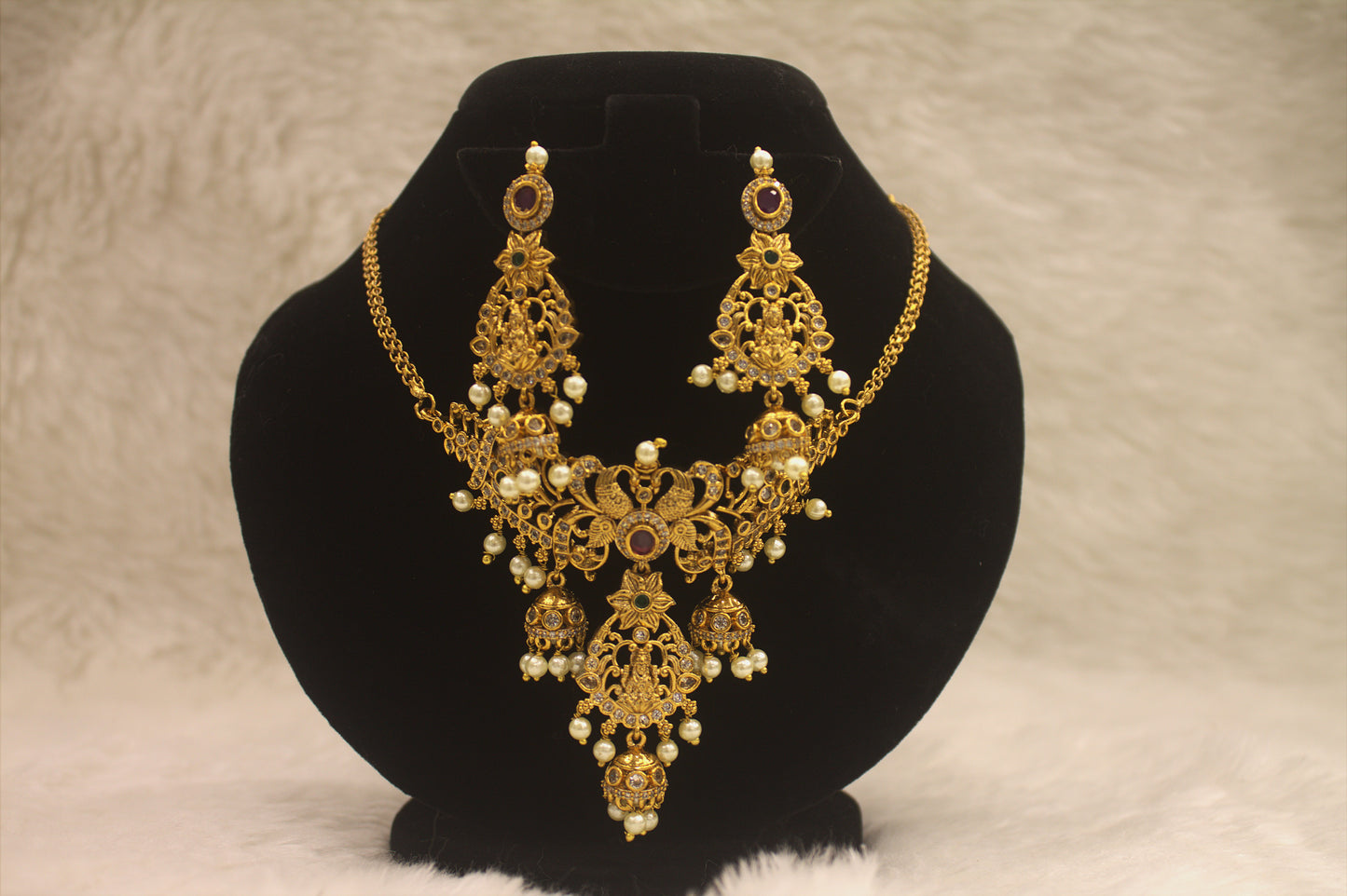 "Regal Temple Gold Necklace & Earring Set with Pearls" Product code-6017