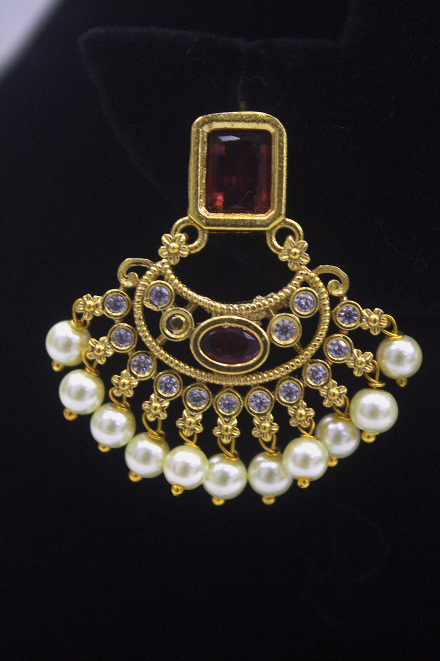 “Majestic Pearl & Ruby Antique Gold Necklace Set” Product code-6022