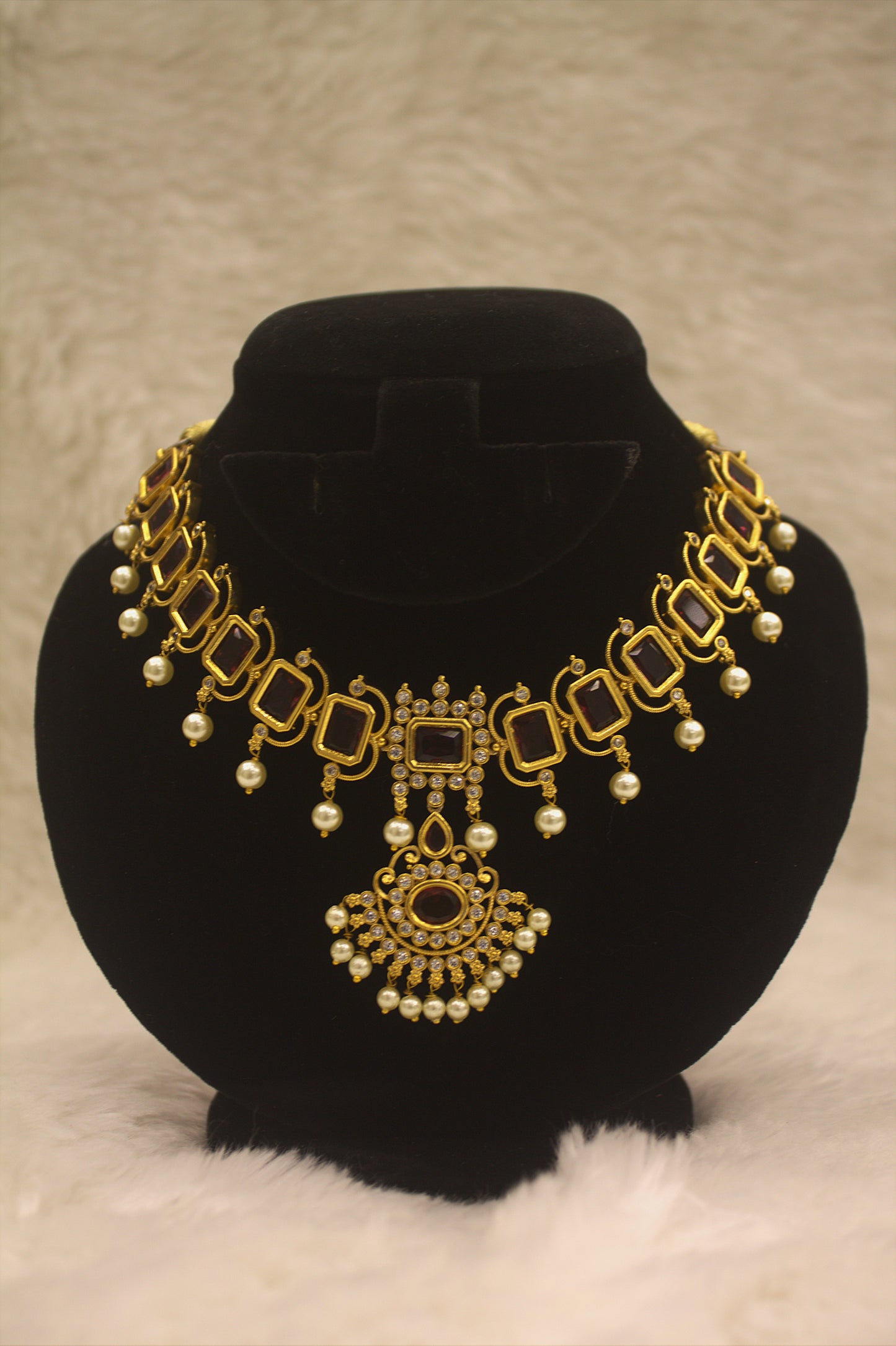 “Majestic Pearl & Ruby Antique Gold Necklace Set” Product code-6022