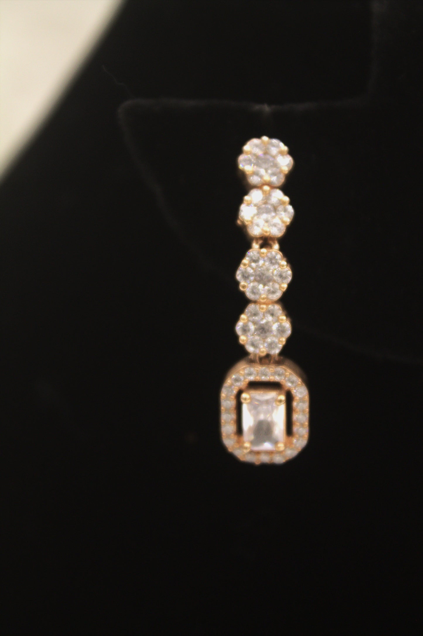 “Elegant Silver Crystal Choker Necklace & Drop Earring Set” Product code-6041