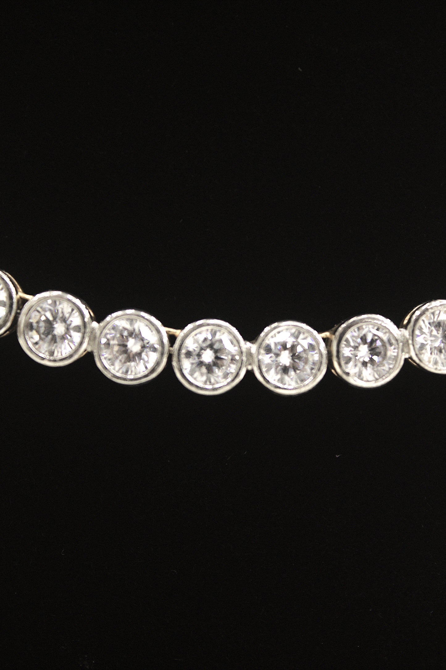 "Timeless Crystal Round Necklace & Drop Earrings" Product code-6138