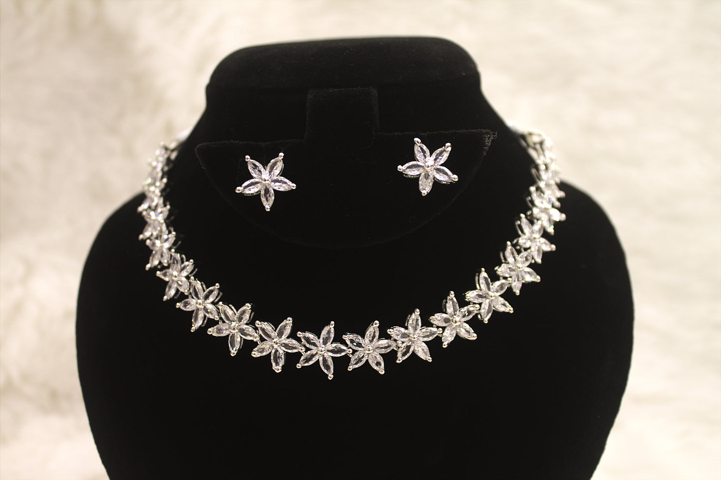 “Floral Sparkle Silver-Plated Necklace & Earring Set with Cubic Zirconia” Product code-6220