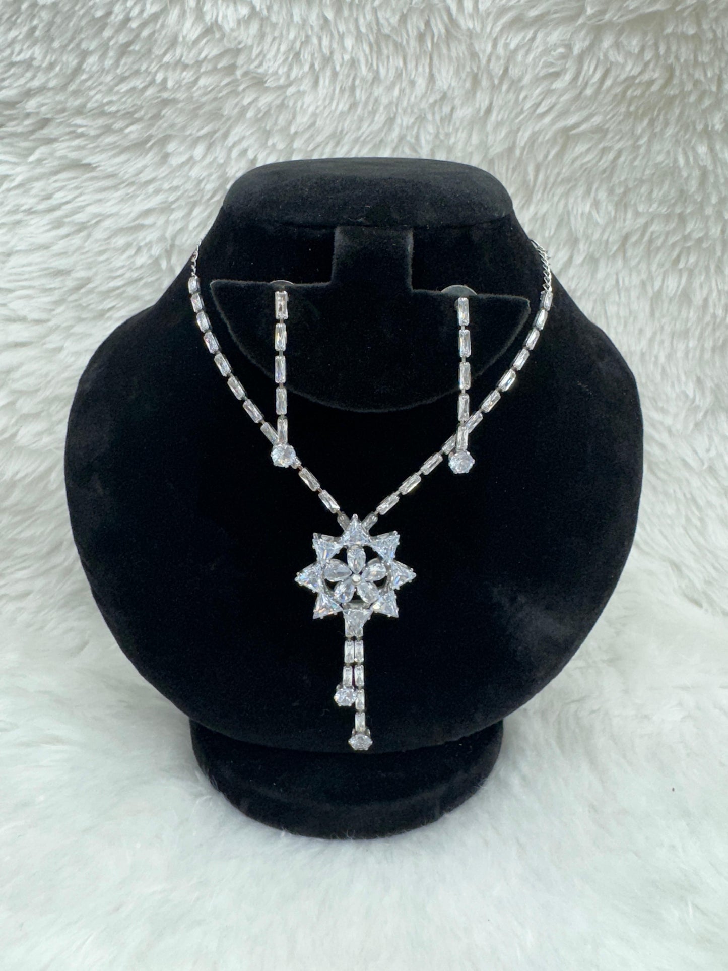 "Silver Starburst Crystal Necklace Set" Product Code - 6049