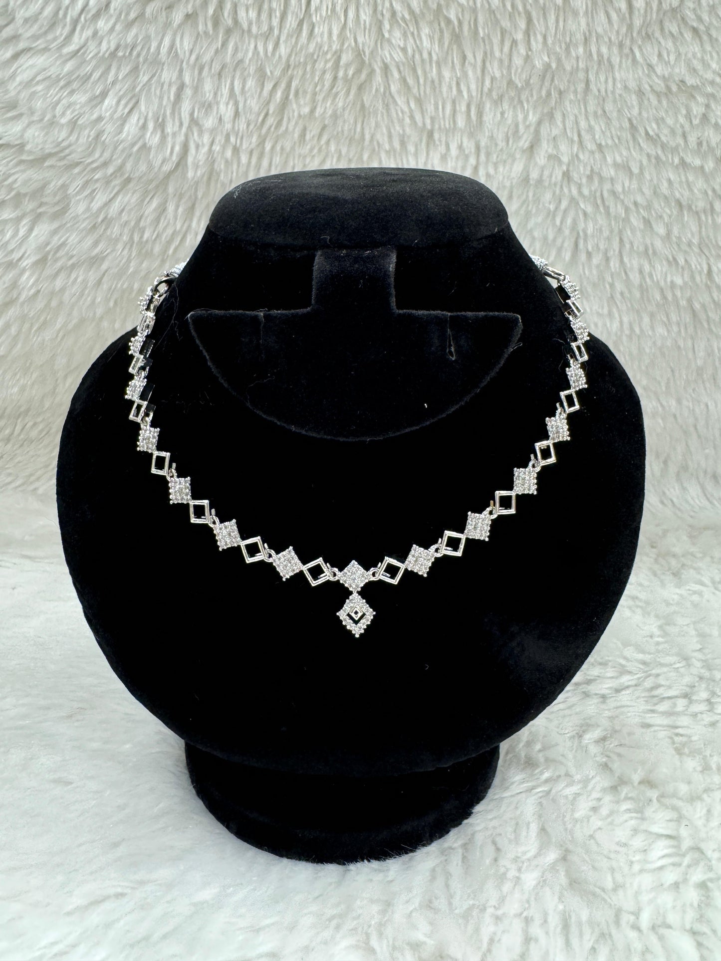 "White Stone Necklace & Earring Set" Product code - 6595
