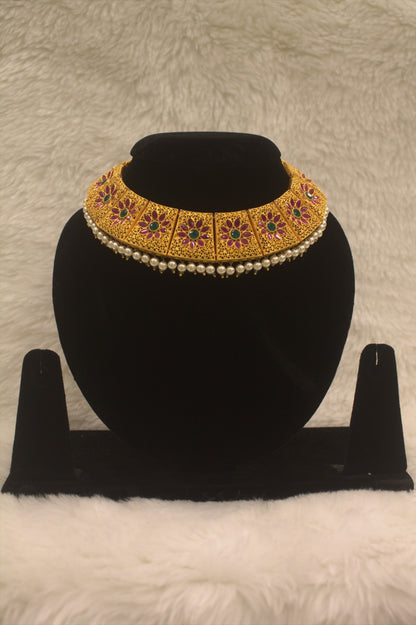 "Antique Gold-Plated Necklace &amp; Earring Set" Product code - 6179