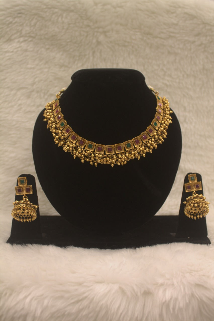 "Antique Gold-Plated Necklace & Earring Set" Product code - 6178