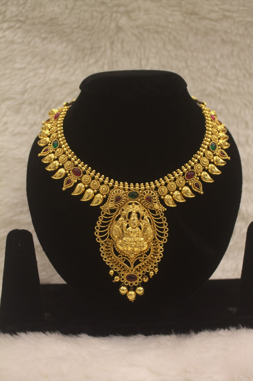 "Antique Gold-Plated Necklace & Earring Set" Product code - 6176