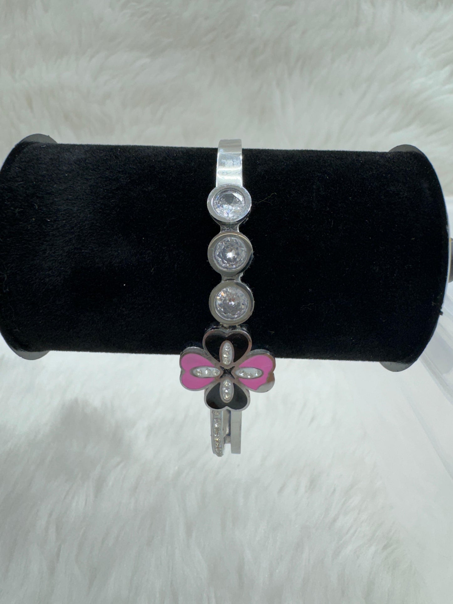"Premium Silver Stone Bracelet" Product code - 6458