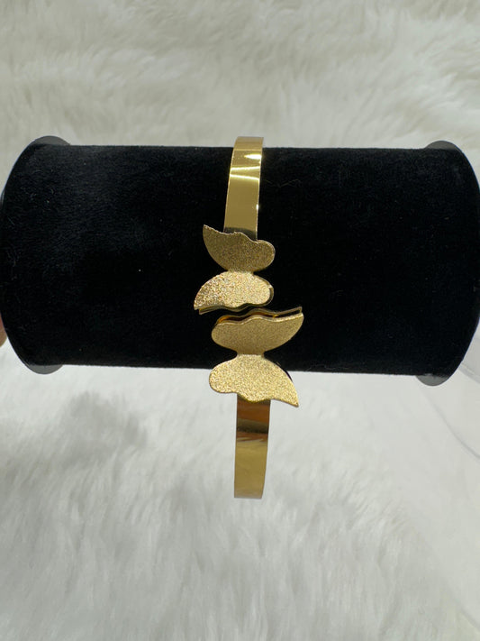 "Elegant Gold-Plated Bracelet" Product code - 6466