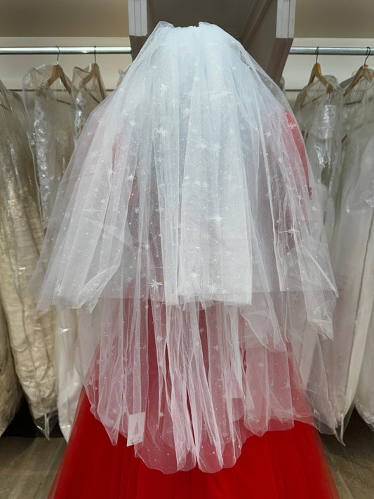 "Elegant Layered Bridal Short Veil" Product code - 4247