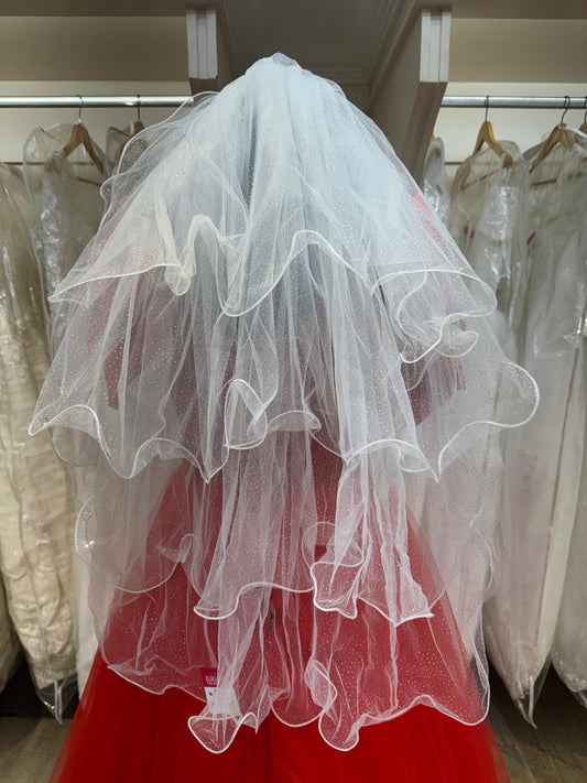 "Elegant Layered Bridal Short Veil" Product code - 4190