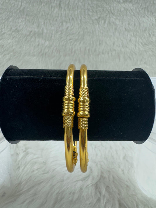 "Antique Gold-Plated Bangle Set" Product code - 6634