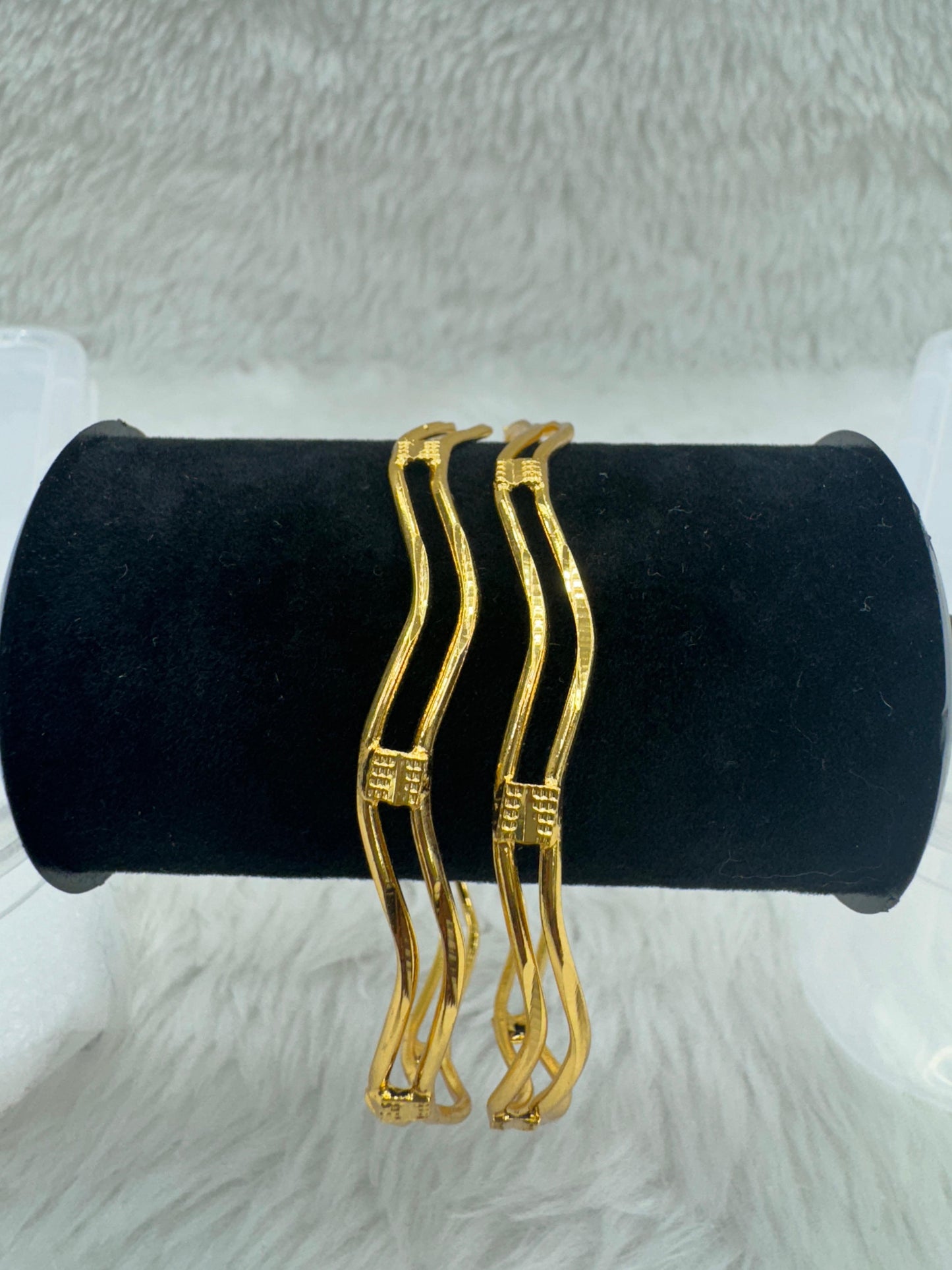 "Antique Gold-Plated Bangle Set" Product code - 6706