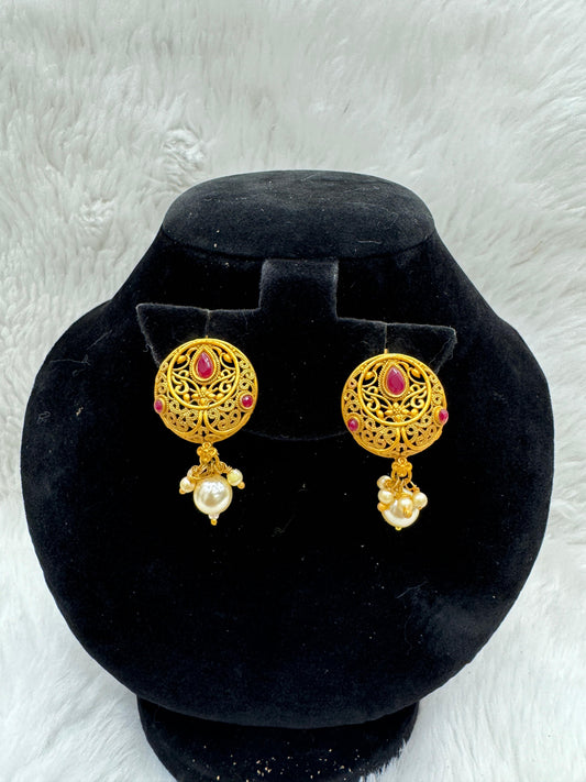 "Beautiful Gold-Plated With Ruby & Pearl Jimikki" Product code - 6155