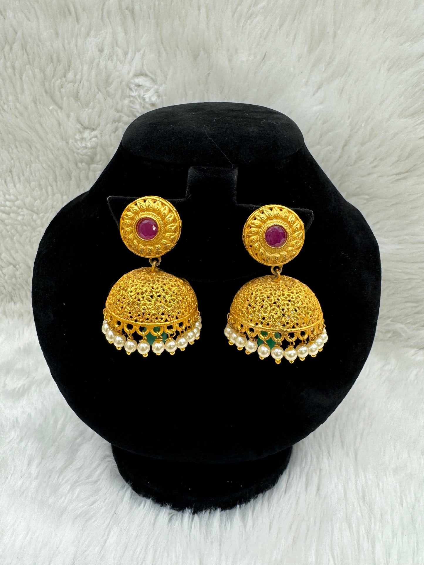 "Beautiful Gold-Plated With Matte & Pearl Jimikki" Product code - 6154