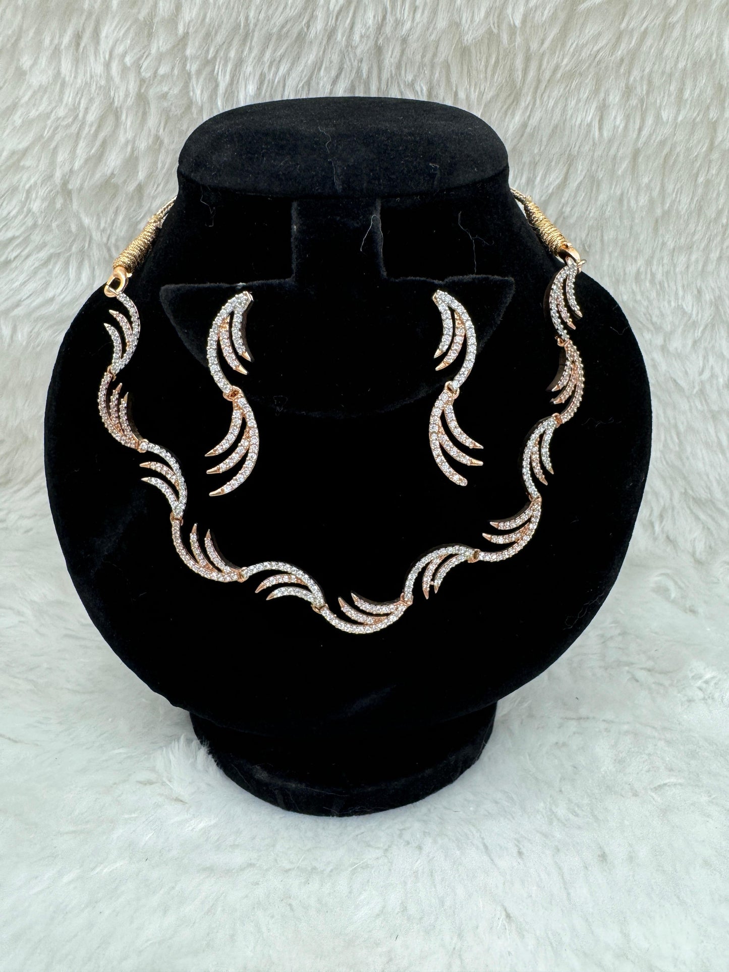 "Radiant Wave Diamond Set" Product Code - 6046