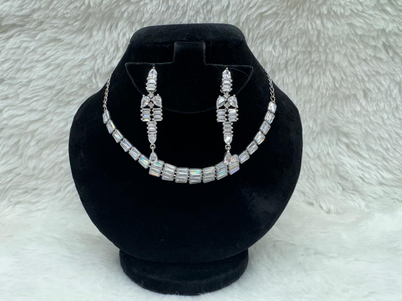 "Silver Baguette Crystal Necklace Set" Product code - 6045
