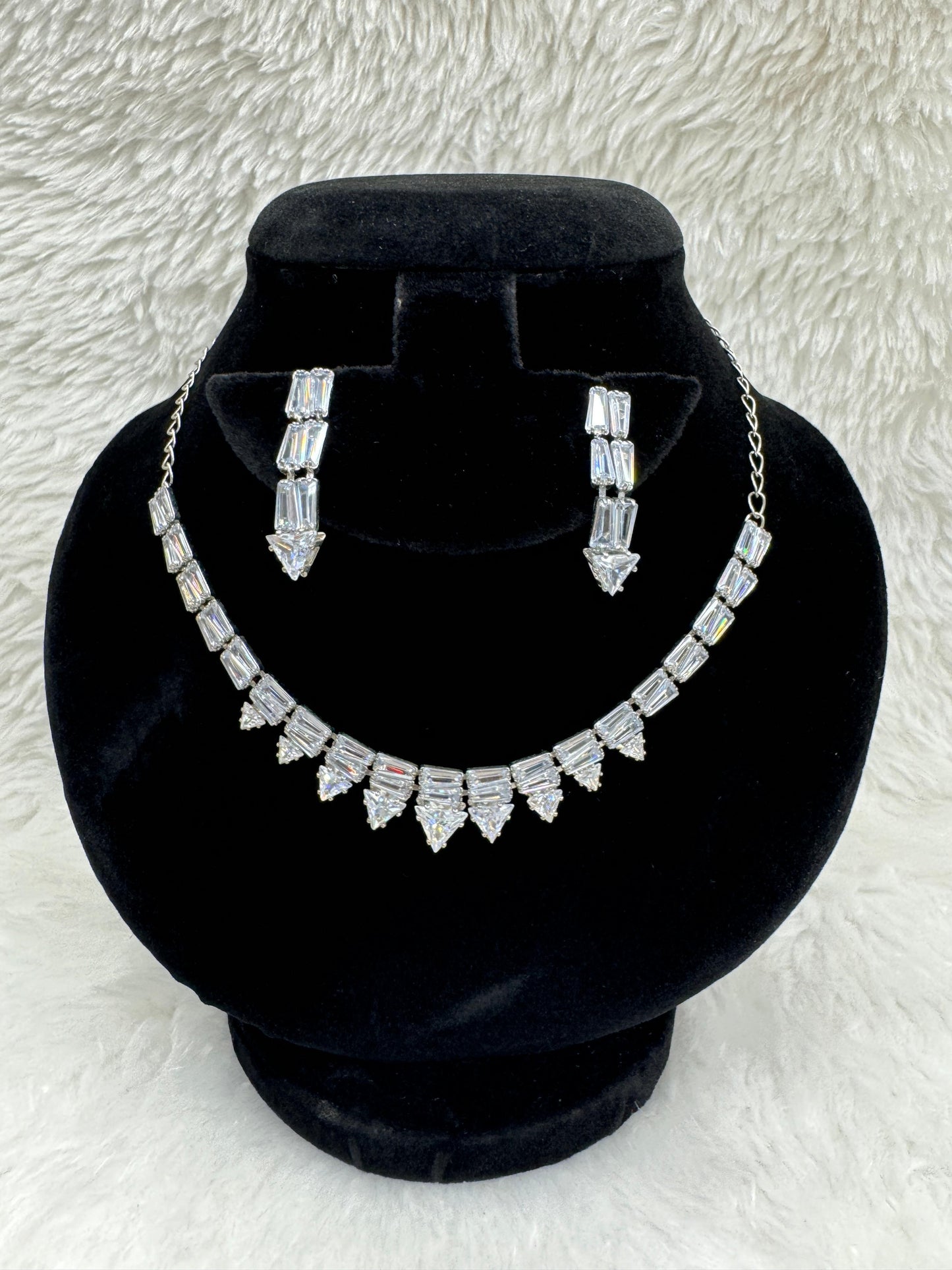 "Silver Crystal Necklace & Drop Earring Set" Product code - 6044