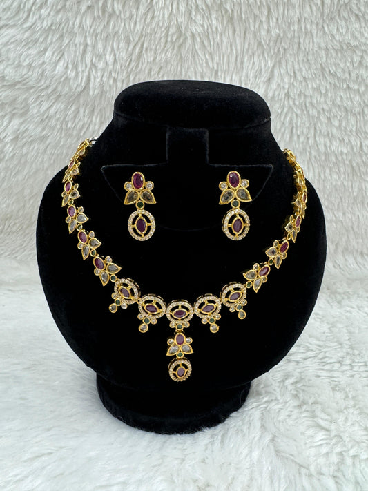 "Antique Gold-Plated Necklace &amp; Earring Set" Product code - 6606