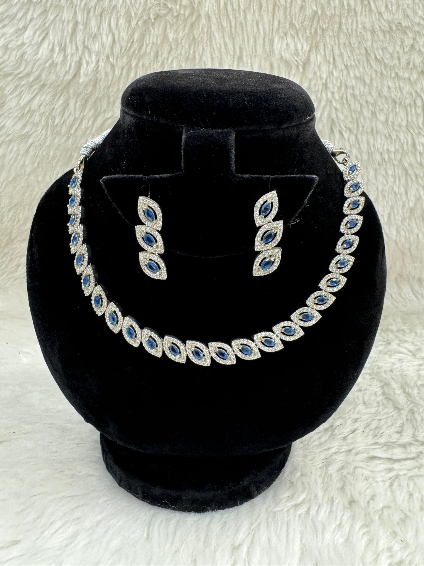 "White Stone Necklace &amp; Earring Set" Product code - 6047