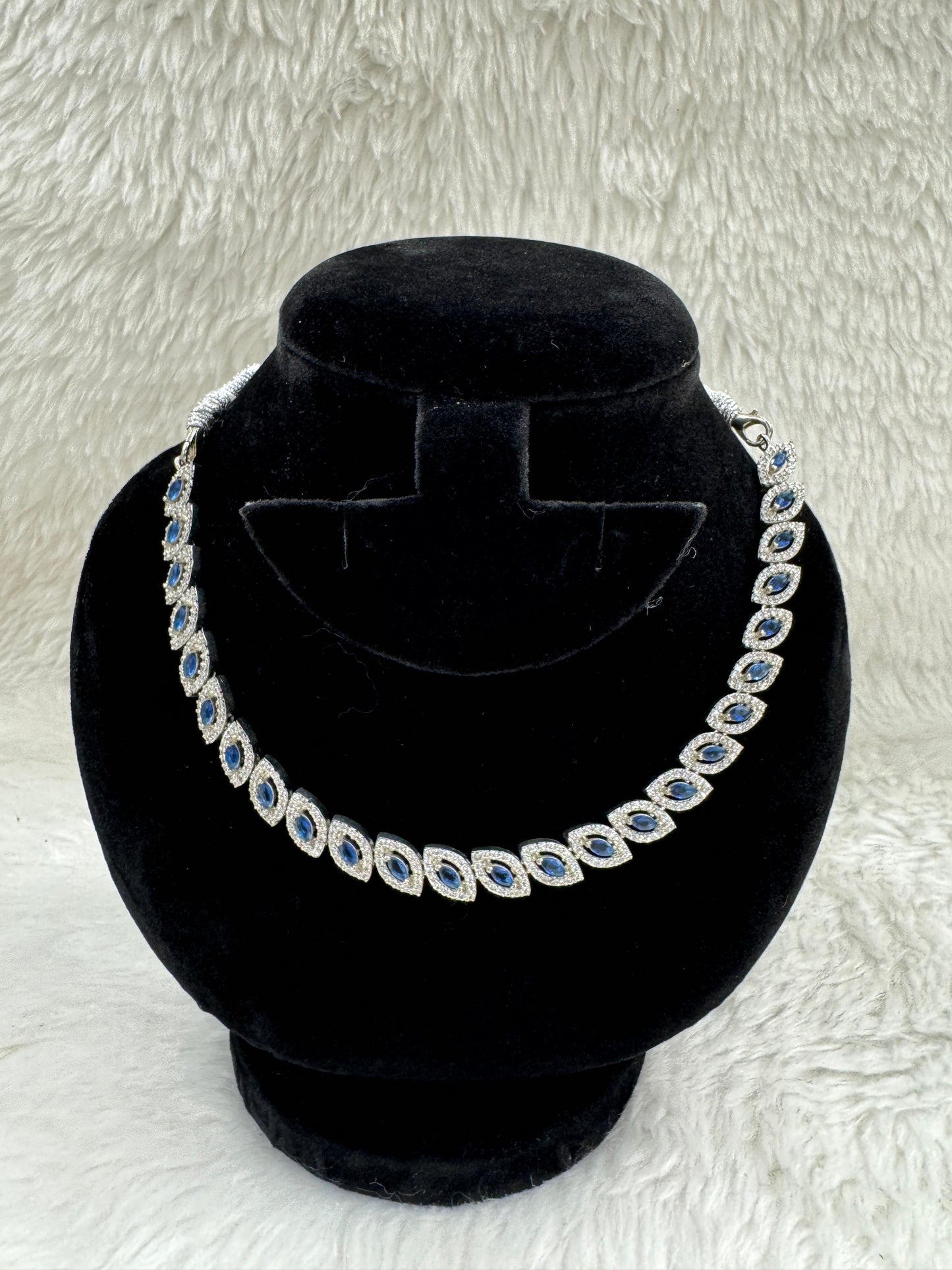 "White Stone Necklace &amp; Earring Set" Product code - 6047