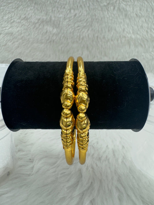 "Antique Gold-Plated Bangle Set" Product code - 6643