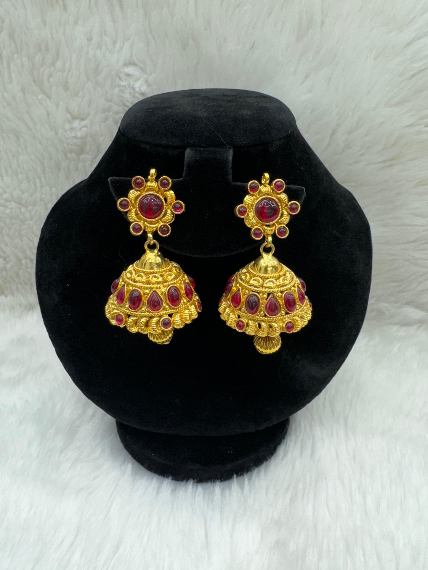 "Beautiful Gold-Plated With Ruby Jimikki" Product code - 6146