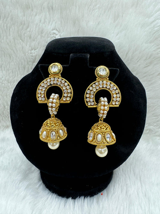 "AD Stone With Pearl Jimikki" Product code - 6140