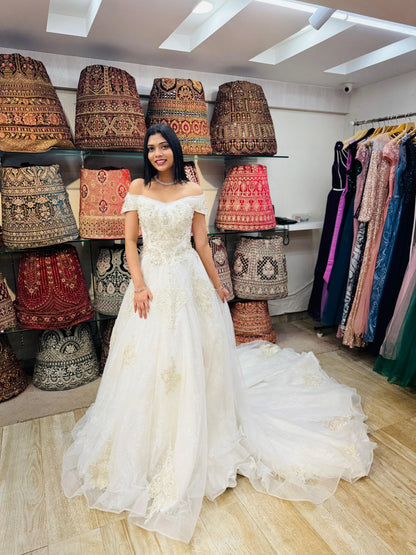 “Evelyn Royal Ball Gown Bridal Dress with Intricate Lace Detailing and Long Train-White Gown” Product code-2090