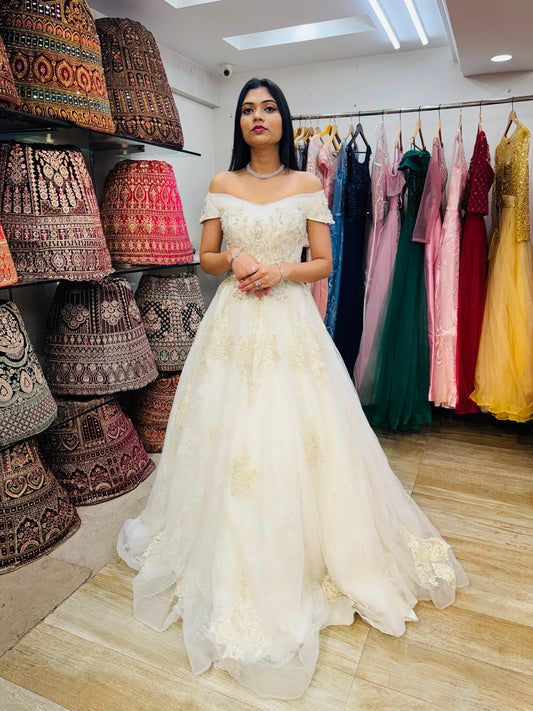 “Evelyn Royal Ball Gown Bridal Dress with Intricate Lace Detailing and Long Train-White Gown” Product code-2090