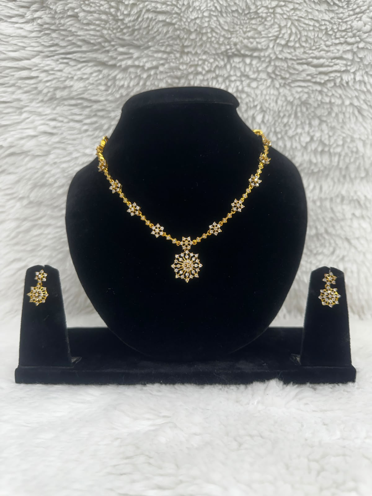 Elegant Gold-Tone Floral Crystal Necklace & Earring Set-7468