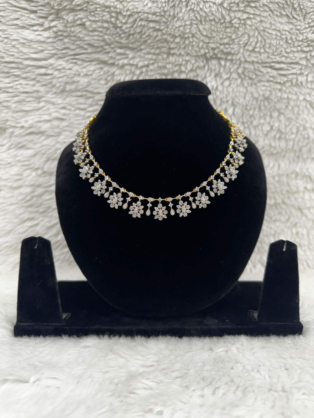 Elegant Floral CZ Necklace & Earrings Set -7473