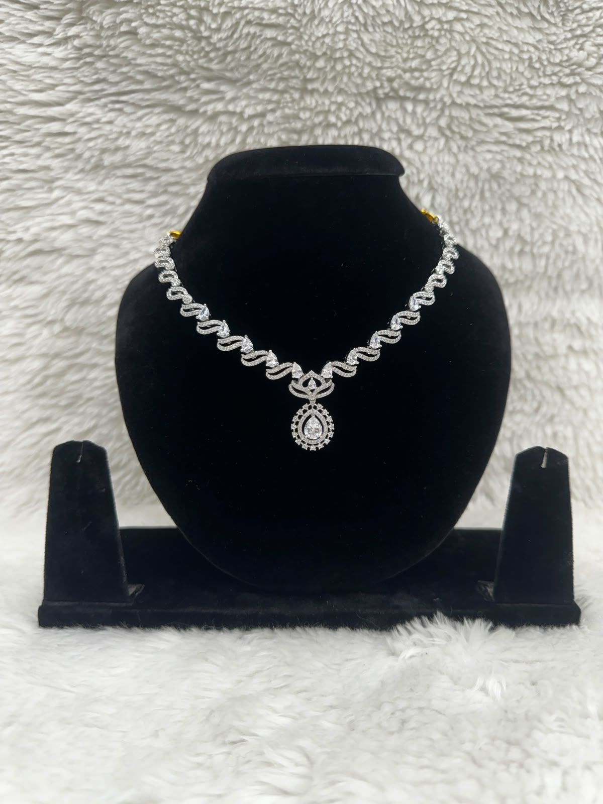 Elegant Crystal Statement Necklace & Matching Earrings Set- 7483