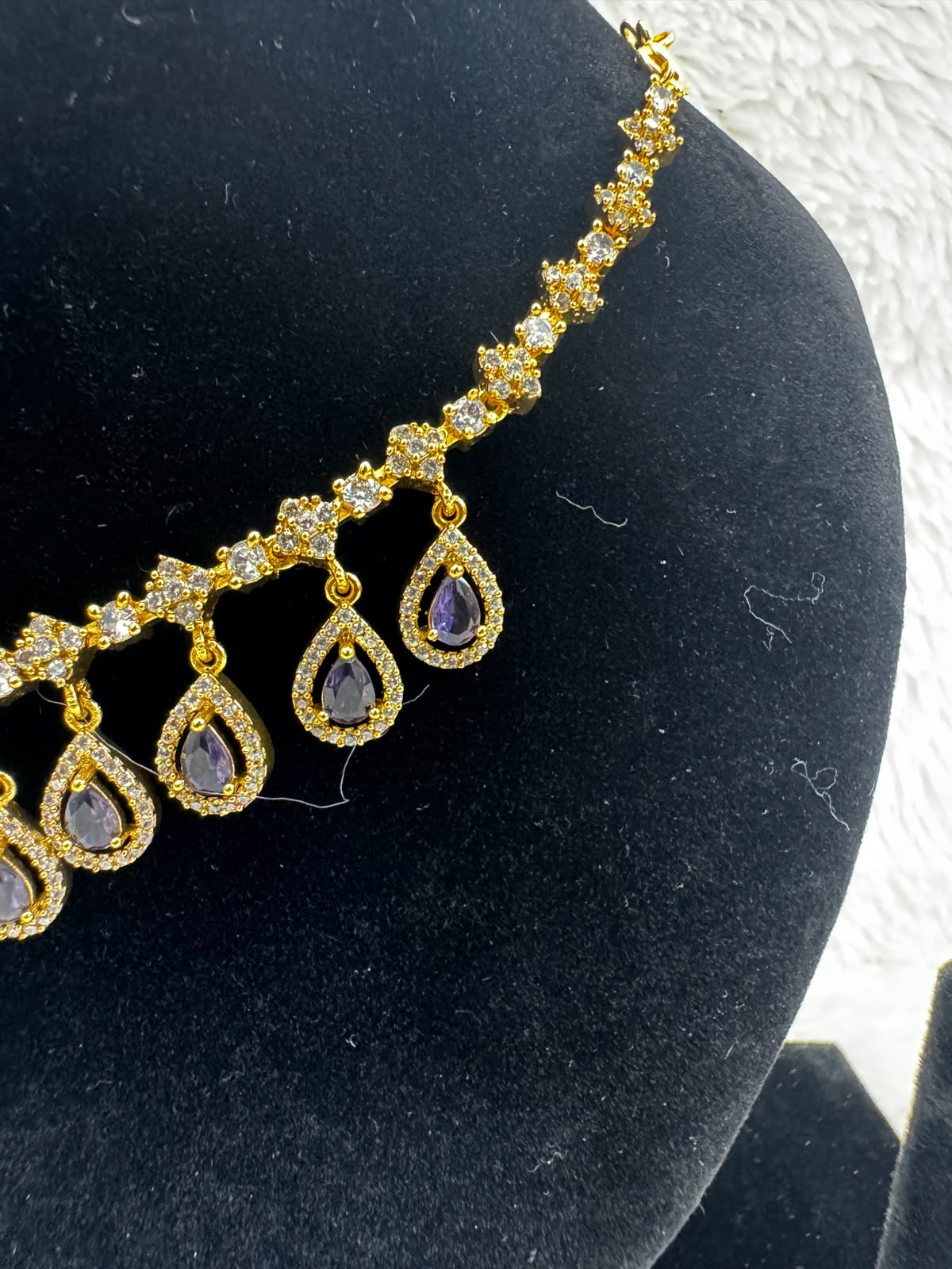 Royal Teardrop Gold Necklace and Classic gold Necklace with Gemstone pendants -2399