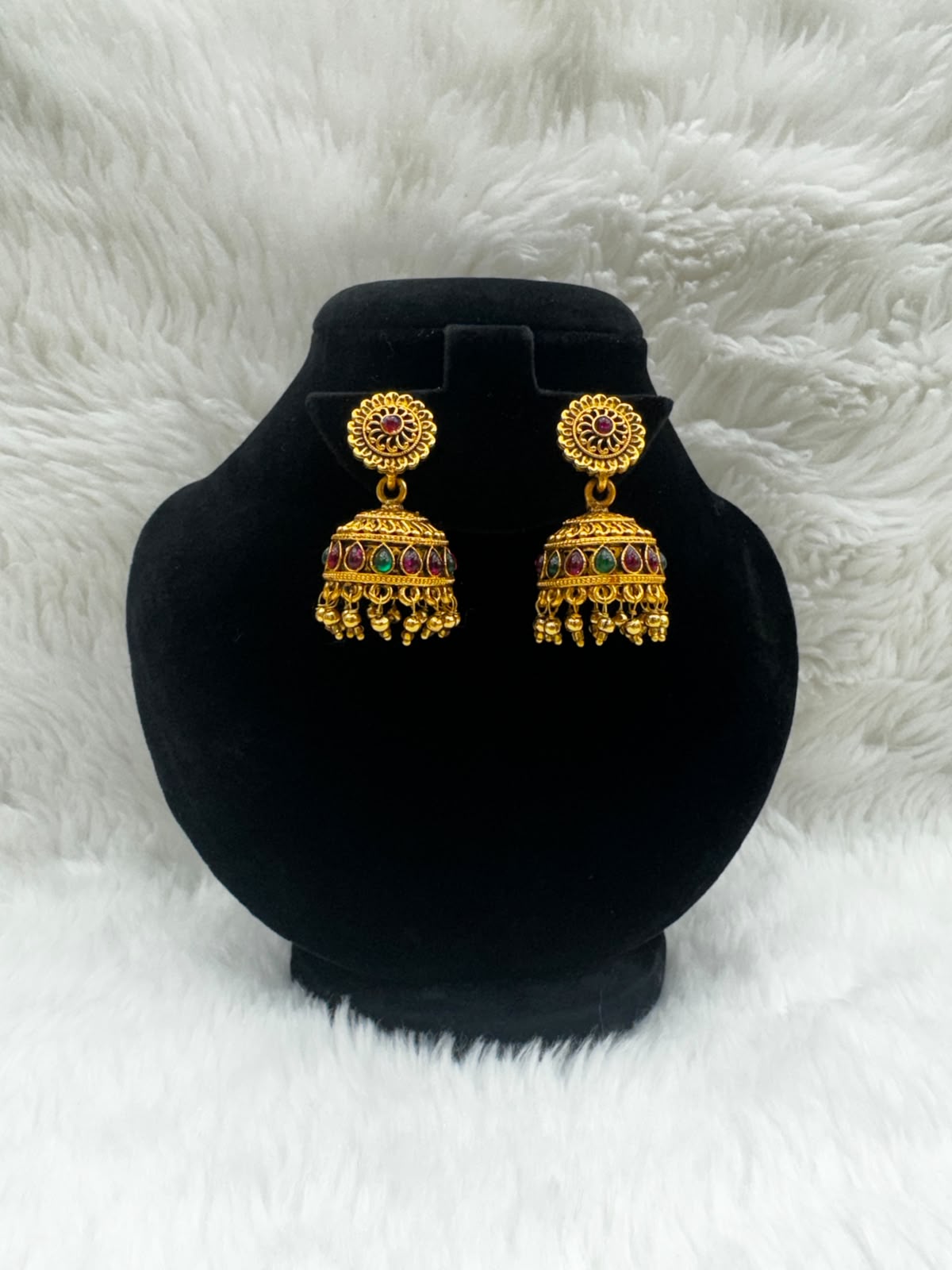 AntiqueGoldplated kemp stone Jhumka Earrings-7226