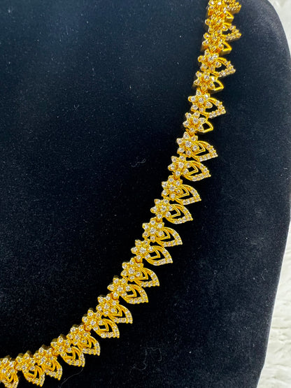 Elegant Gold-Tone style finish -7017