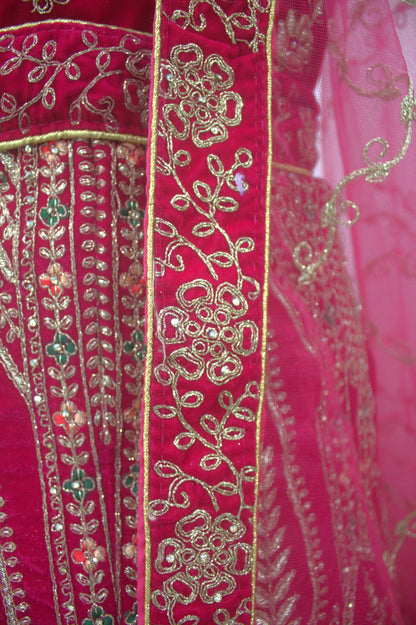"Pink Embroidered Bridal Lehenga Choli with Intricate Gold Threadwork & Matching Net Dupatta" Product code-1112