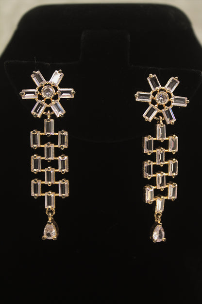 "Elegant Crystal Choker Necklace Set with Statement Earrings" Product code-6043