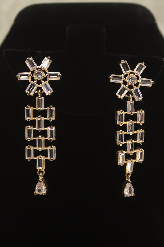 "Elegant Crystal Choker Necklace Set with Statement Earrings" Product code-6043