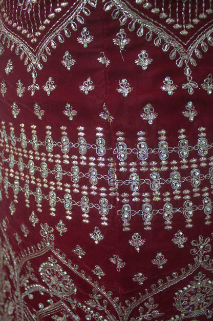 "Exquisite Maroon Bridal Lehenga Choli with Intricate Gold Embroidery – Traditional Indian Wedding Wear with Elegant Net Dupatta" Product code-1328