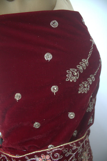 "Exquisite Maroon Bridal Lehenga Choli with Intricate Gold Embroidery – Traditional Indian Wedding Wear with Elegant Net Dupatta" Product code-1328