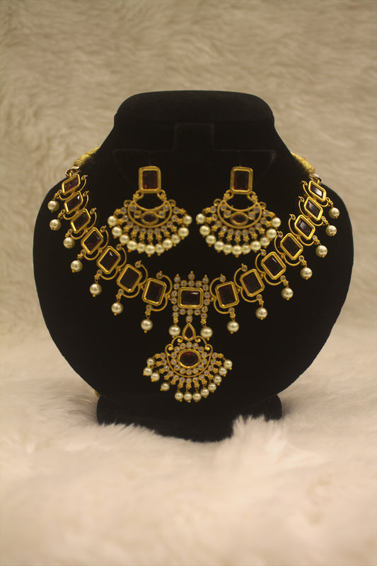 “Majestic Pearl & Ruby Antique Gold Necklace Set” Product code-6022