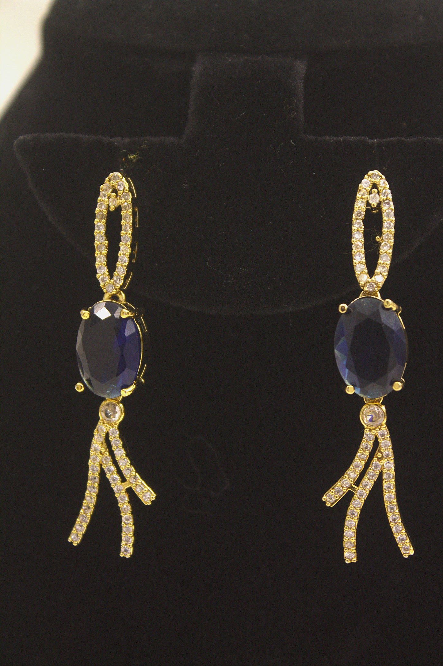 "Midnight Sapphire Oval Necklace & Earring Set" Product code-6028
