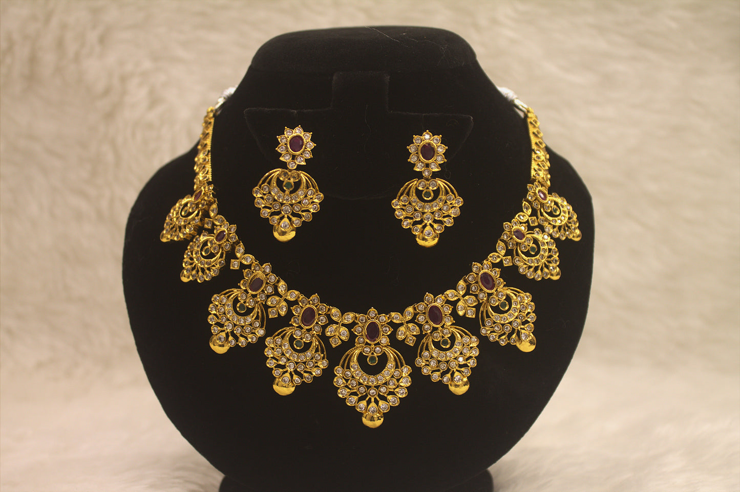 "Antique Gold Ruby Chandelier Necklace & Earring Set" Product code-6029