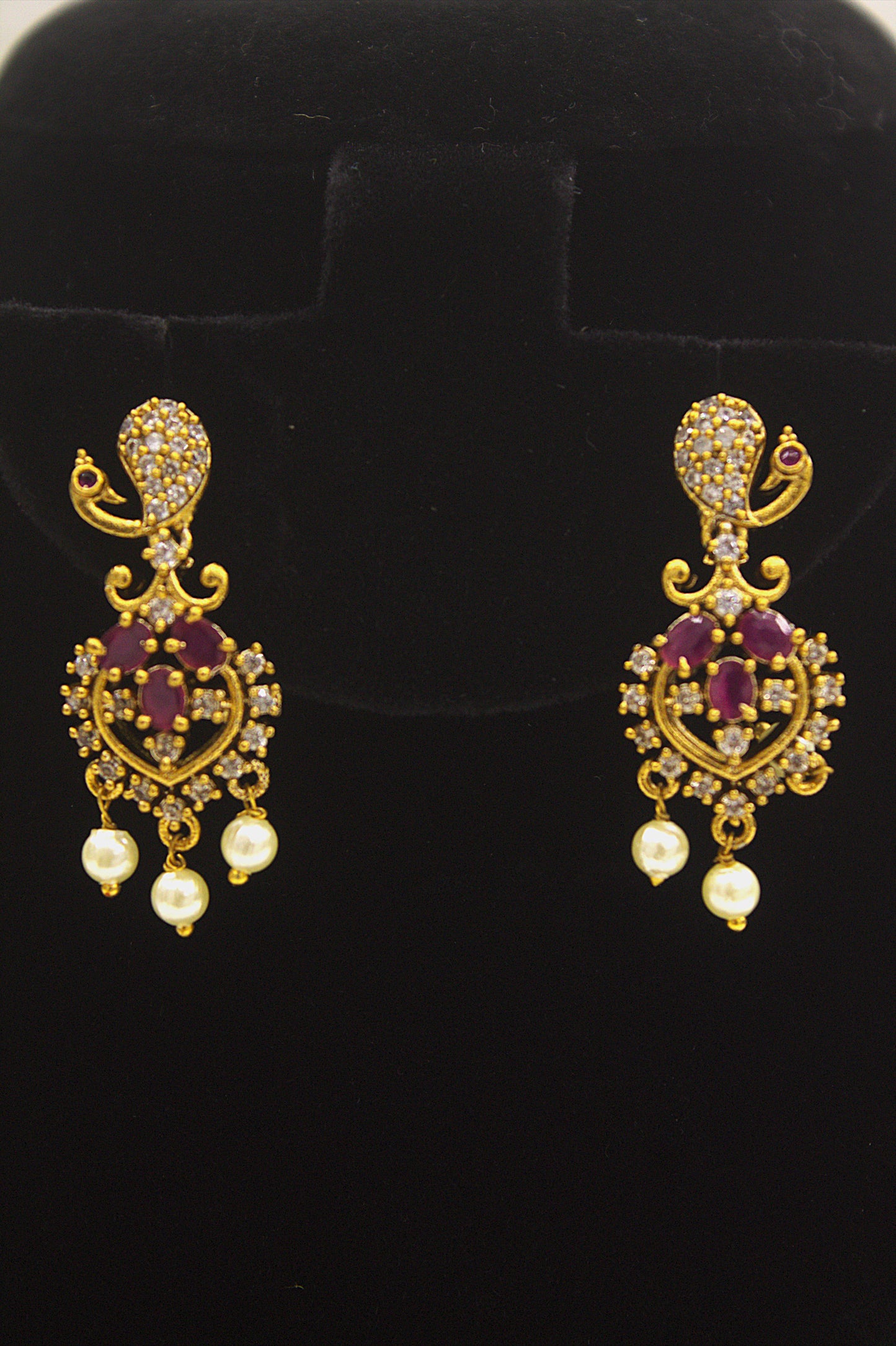 "Gold-Plated Ruby & Pearl Necklace Set for Weddings" Product code-6011